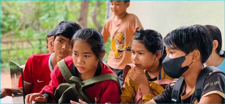 Kui youth engaging in digital education activities